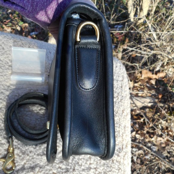 Vintage Coach  Pocket Purse 9755 , in Black made in United States before 1994 - Picture 4 of 10